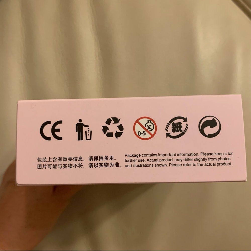 Miffy Folding Phone Stand Blind Box, includes one, never opened, New - Picture 10 of 10